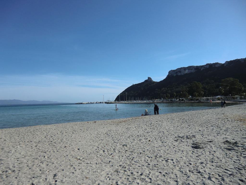 B&Beach Cagliari Guest House ภายนอก รูปภาพ