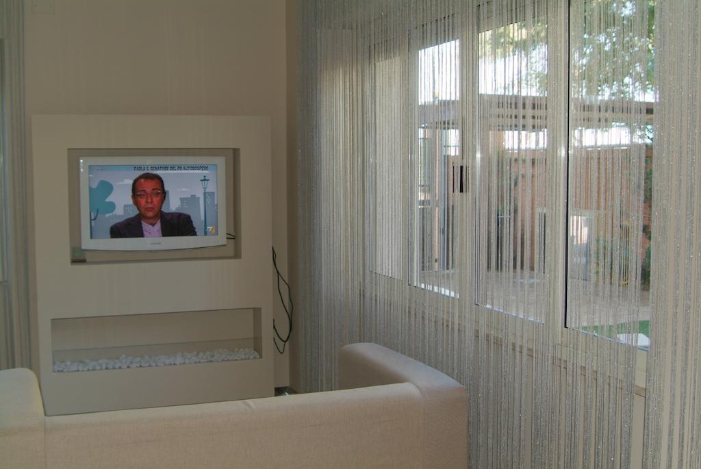 B&Beach Cagliari Guest House ภายนอก รูปภาพ