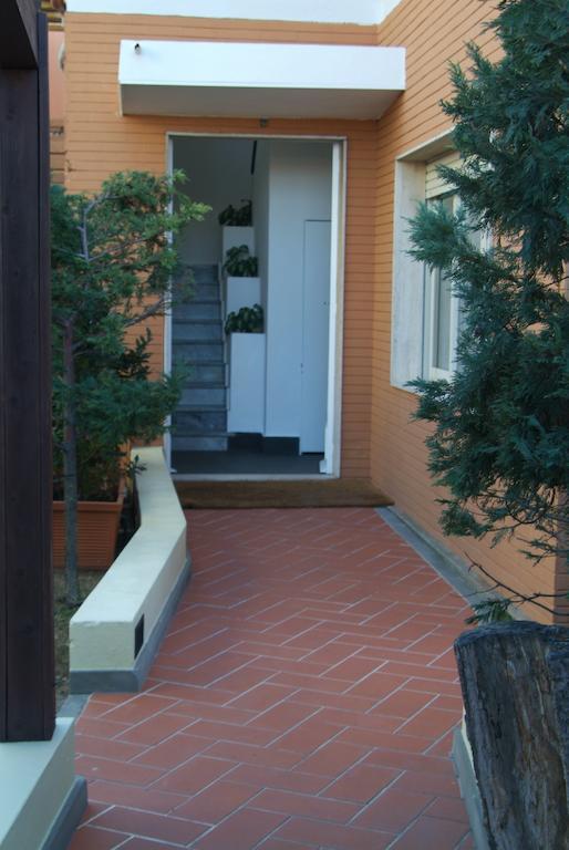 B&Beach Cagliari Guest House ภายนอก รูปภาพ
