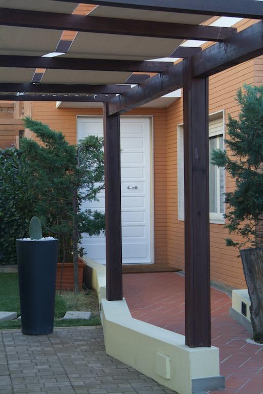 B&Beach Cagliari Guest House ภายนอก รูปภาพ