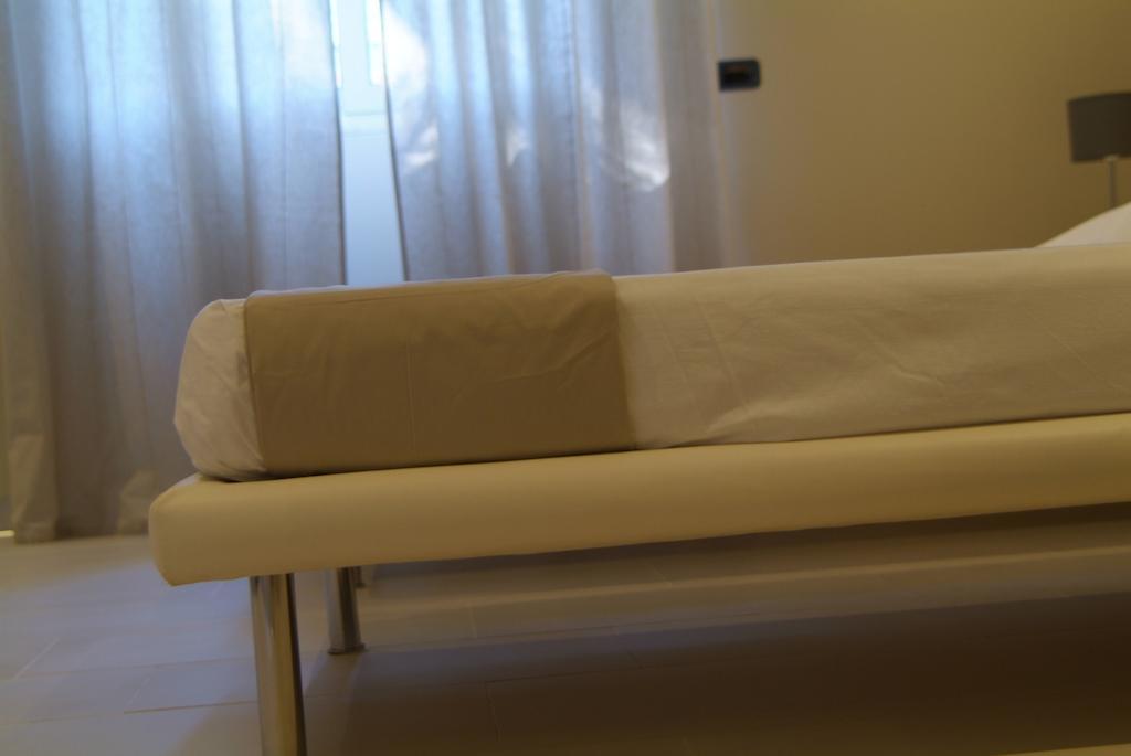 B&Beach Cagliari Guest House ห้อง รูปภาพ